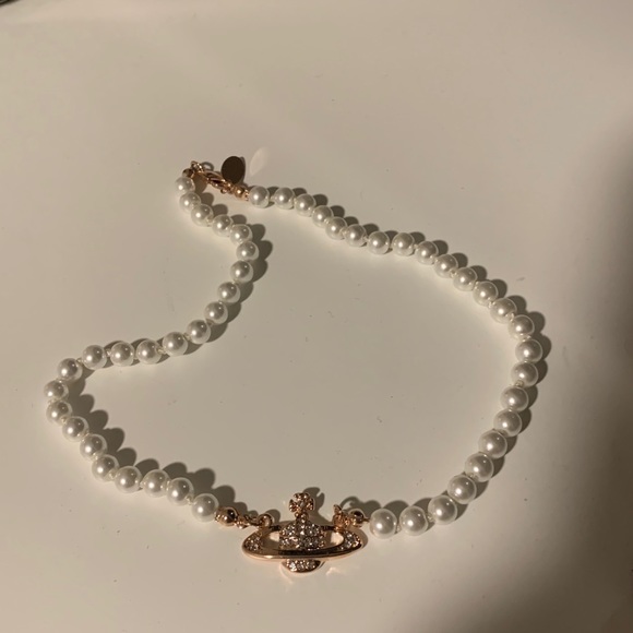 Vivienne Westwood Jewelry - Vivianne Westwood inspired necklace